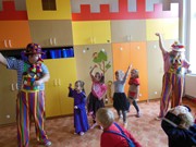 Karneval s Mirečkem a Leontýnkou